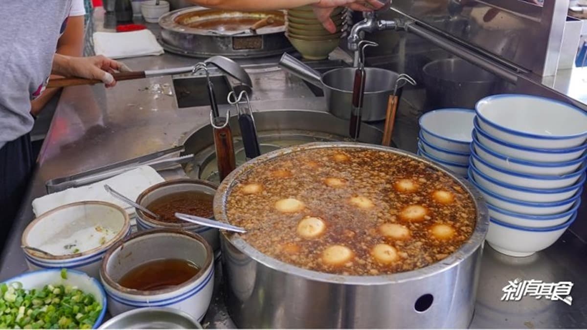 一整鍋滷汁，看起來就很美味。（圖片來源：剎有其食）