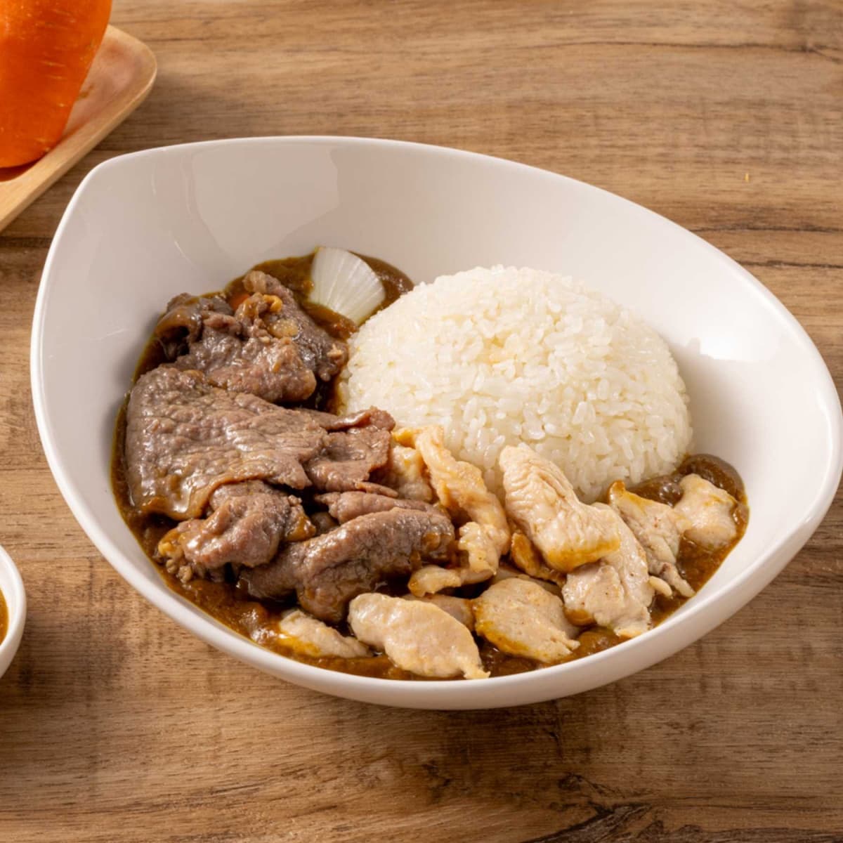 豬排咖哩飯買一送一!「高CP值咖哩」免費續飯、咖哩醬,還有湯品、飲料吃到飽 豬排咖哩飯買一送一!「高CP值咖哩」免費續飯、咖哩醬,還有湯品、飲料吃到飽
