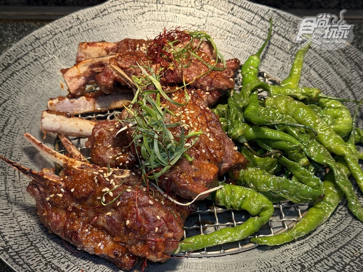 4人同行1人免費!超過30道韓式料理吃到飽,爽嗑韓式烤肉、螃蟹海鮮無限夾 4人同行1人免費!超過30道韓式料理吃到飽,爽嗑韓式烤肉、螃蟹海鮮無限夾