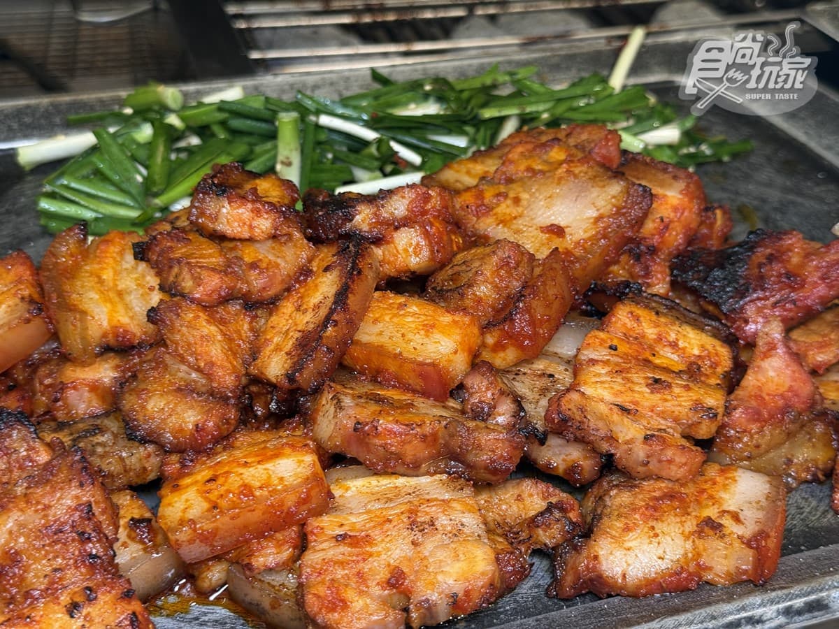 4人同行1人免費!超過30道韓式料理吃到飽,爽嗑韓式烤肉、螃蟹海鮮無限夾 4人同行1人免費!超過30道韓式料理吃到飽,爽嗑韓式烤肉、螃蟹海鮮無限夾