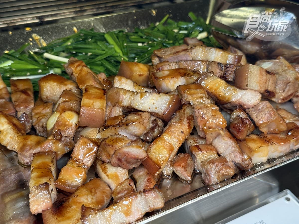 4人同行1人免費!超過30道韓式料理吃到飽,爽嗑韓式烤肉、螃蟹海鮮無限夾 4人同行1人免費!超過30道韓式料理吃到飽,爽嗑韓式烤肉、螃蟹海鮮無限夾