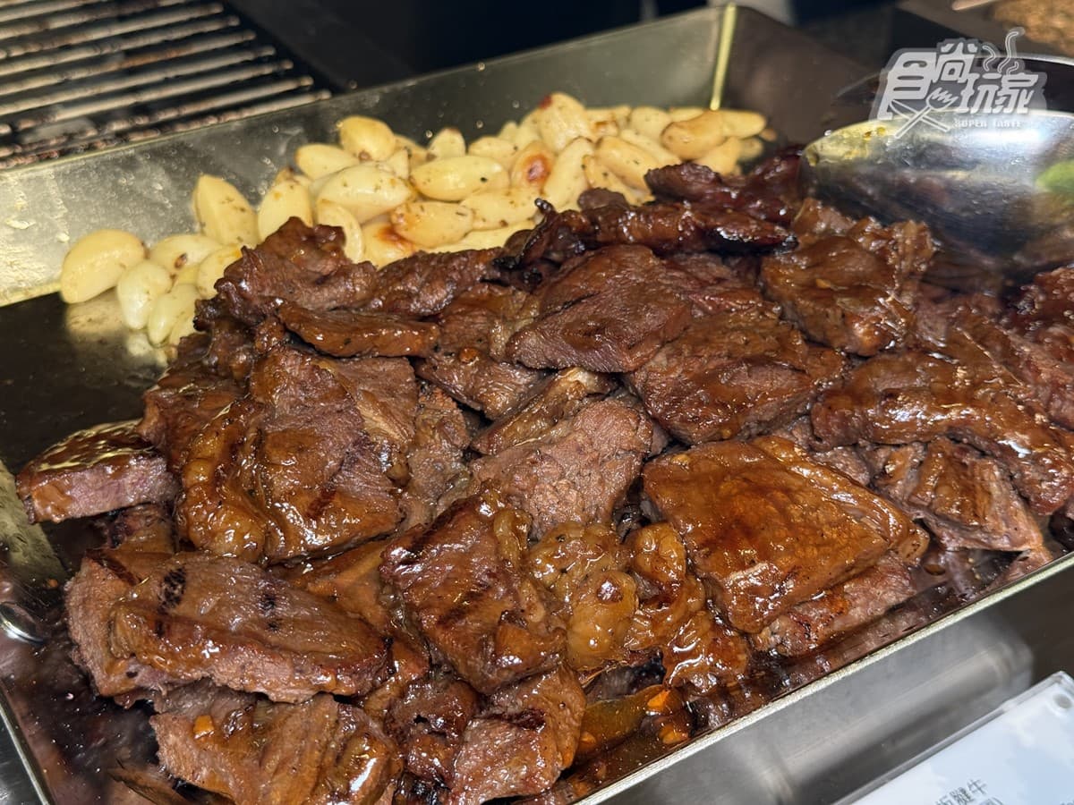 4人同行1人免費!超過30道韓式料理吃到飽,爽嗑韓式烤肉、螃蟹海鮮無限夾 4人同行1人免費!超過30道韓式料理吃到飽,爽嗑韓式烤肉、螃蟹海鮮無限夾