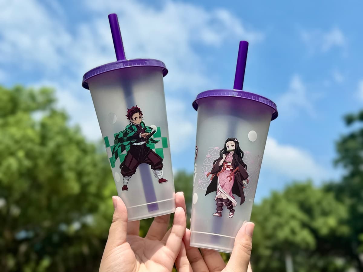 萬波４杯只要100元！理想混蛋聯名飲，「日出茶太ｘ鬼滅之刃」角色卡49元加購