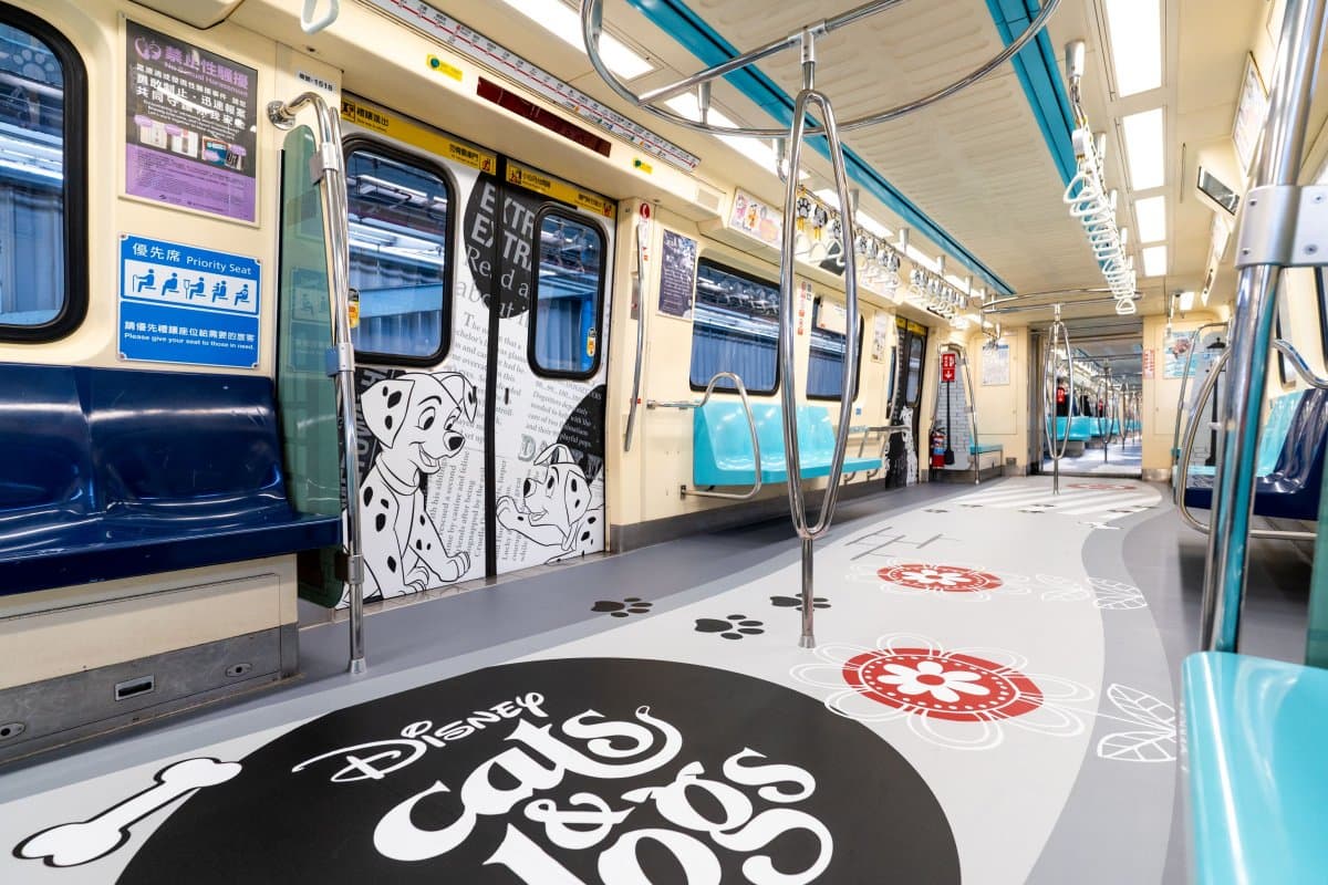 ４公尺「巨萌跩貓」出沒北捷！迪士尼彩繪列車同步登場，還有主題拍貼機