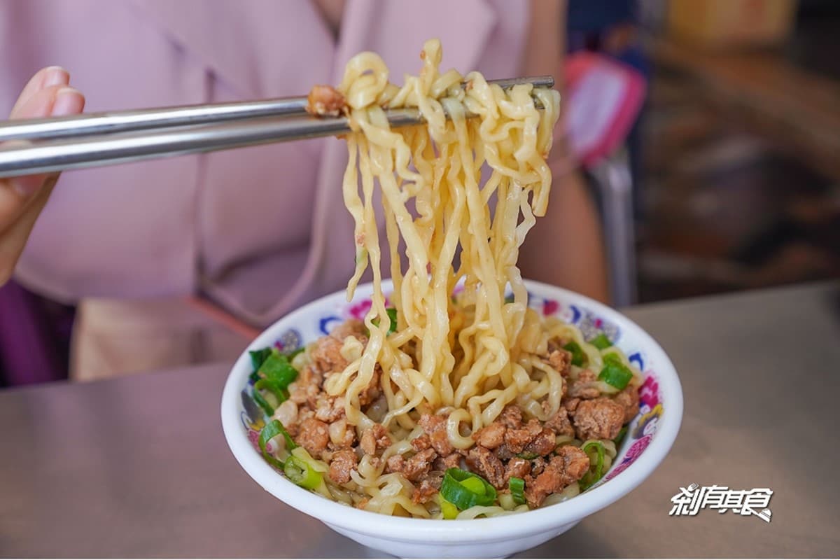 2025國慶煙火在南投！最佳煙火觀賞地點、線上直播、周邊美食景點全攻略