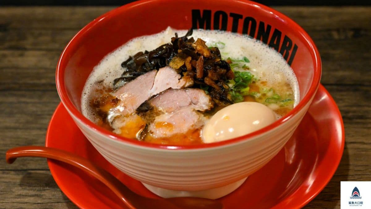 MOTONARI豚骨拉麵もとなり沖繩