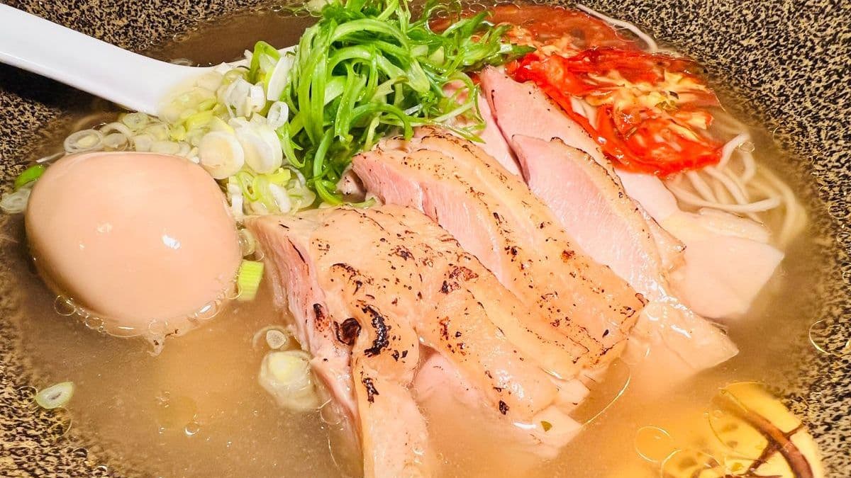 炙燒雞肉非常的軟嫩，不會乾柴。（圖片來源：達浪的日常手札）