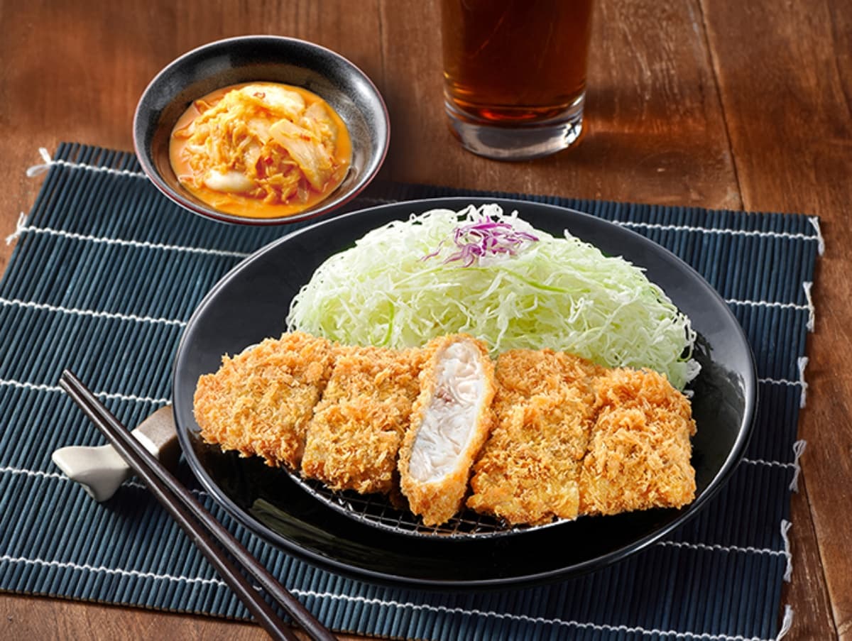 免費續湯飯、高麗菜絲！179元爽嗑豬排定食，再搶日本百年名店「雞腿丼５折」
