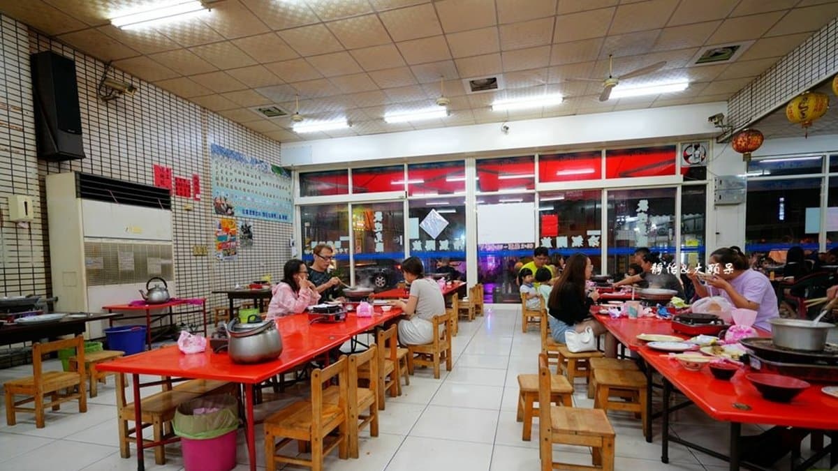店內空間寬敞，桌位數很多。（圖片來源：靜怡&大顆呆の親子旅遊美食）