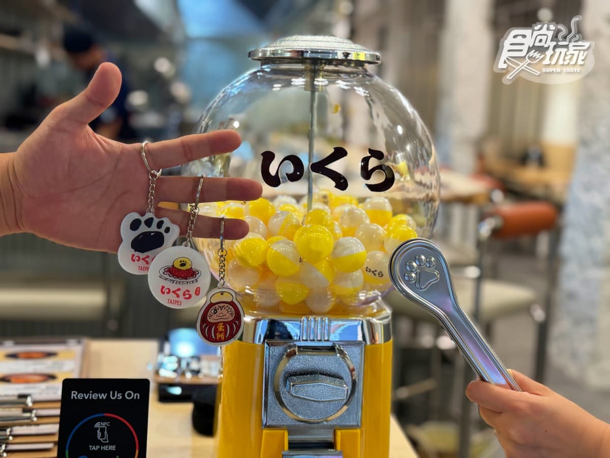東京排隊名店「IKURA蛋包飯」開幕！３款犬掌蛋包＋亮點，免費送超Q達摩吊飾