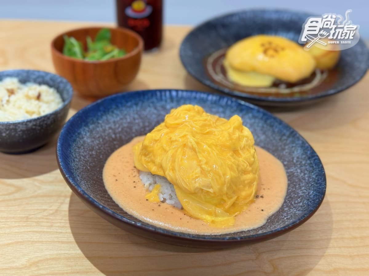 東京排隊名店「IKURA蛋包飯」開幕！３款犬掌蛋包＋亮點，免費送超Q達摩吊飾