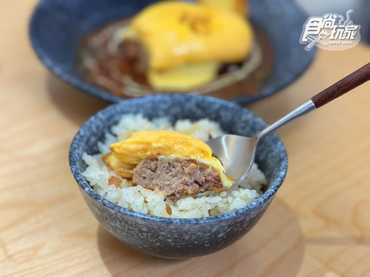 東京排隊名店「IKURA蛋包飯」開幕！３款犬掌蛋包＋亮點，免費送超Q達摩吊飾