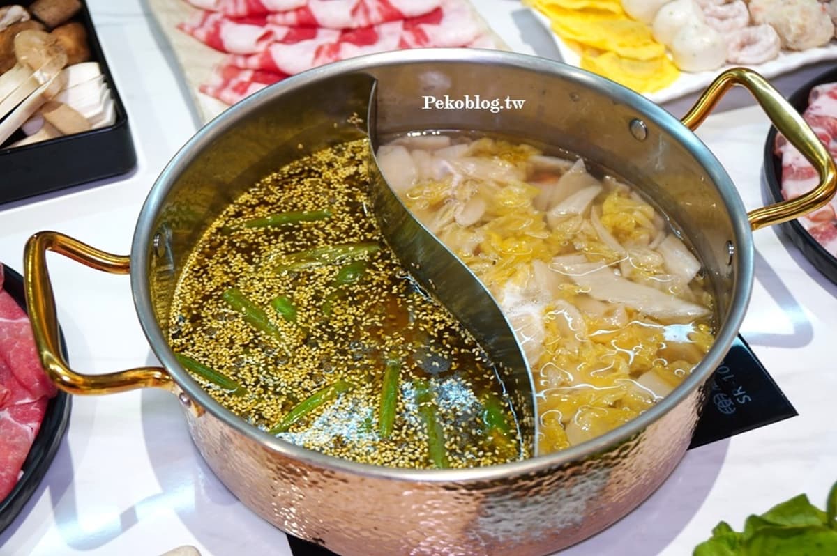 限時８折！「江子翠站最強酸菜白肉鍋」雙人套餐現省224元，鎮店之寶免費續加