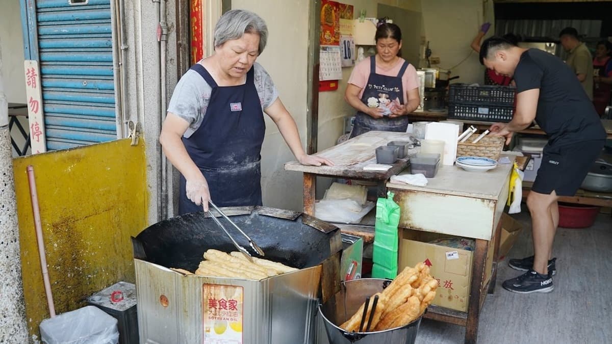 店內幾乎沒有內用區。（圖片來源：東蛙池塘）