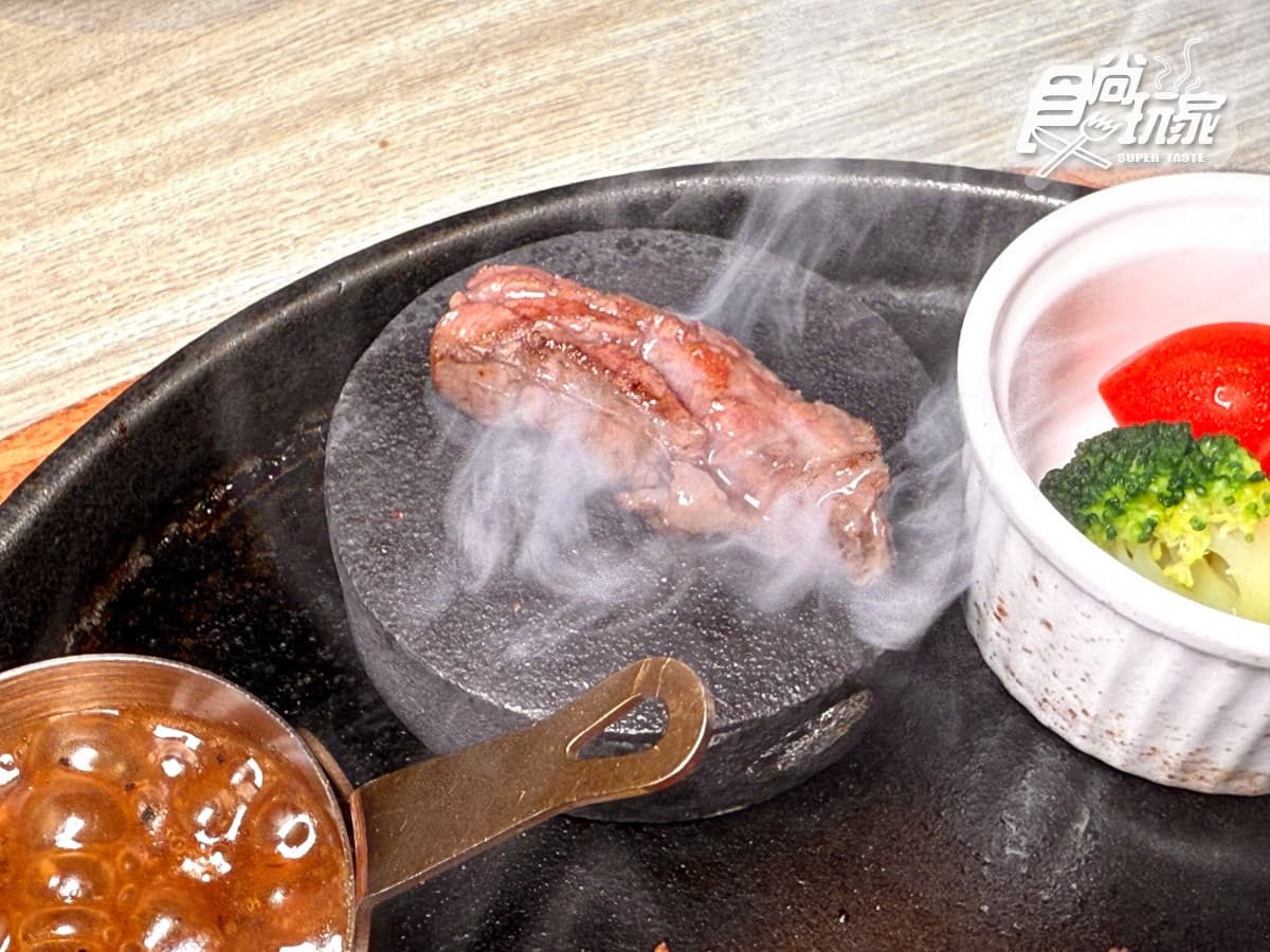 280元爽嗑排餐＋自助吧！「高CP值牛排」免收服務費，牛滷飯、炸物吃到飽