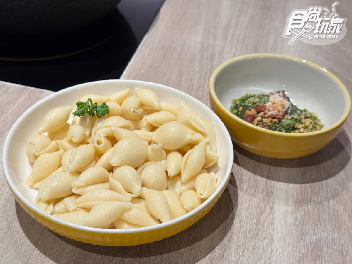「雞湯大叔」全新法式料理！368元爽嗑燉雞火鍋＋肋眼牛排，泰奶冰淇淋、飲品暢吃
