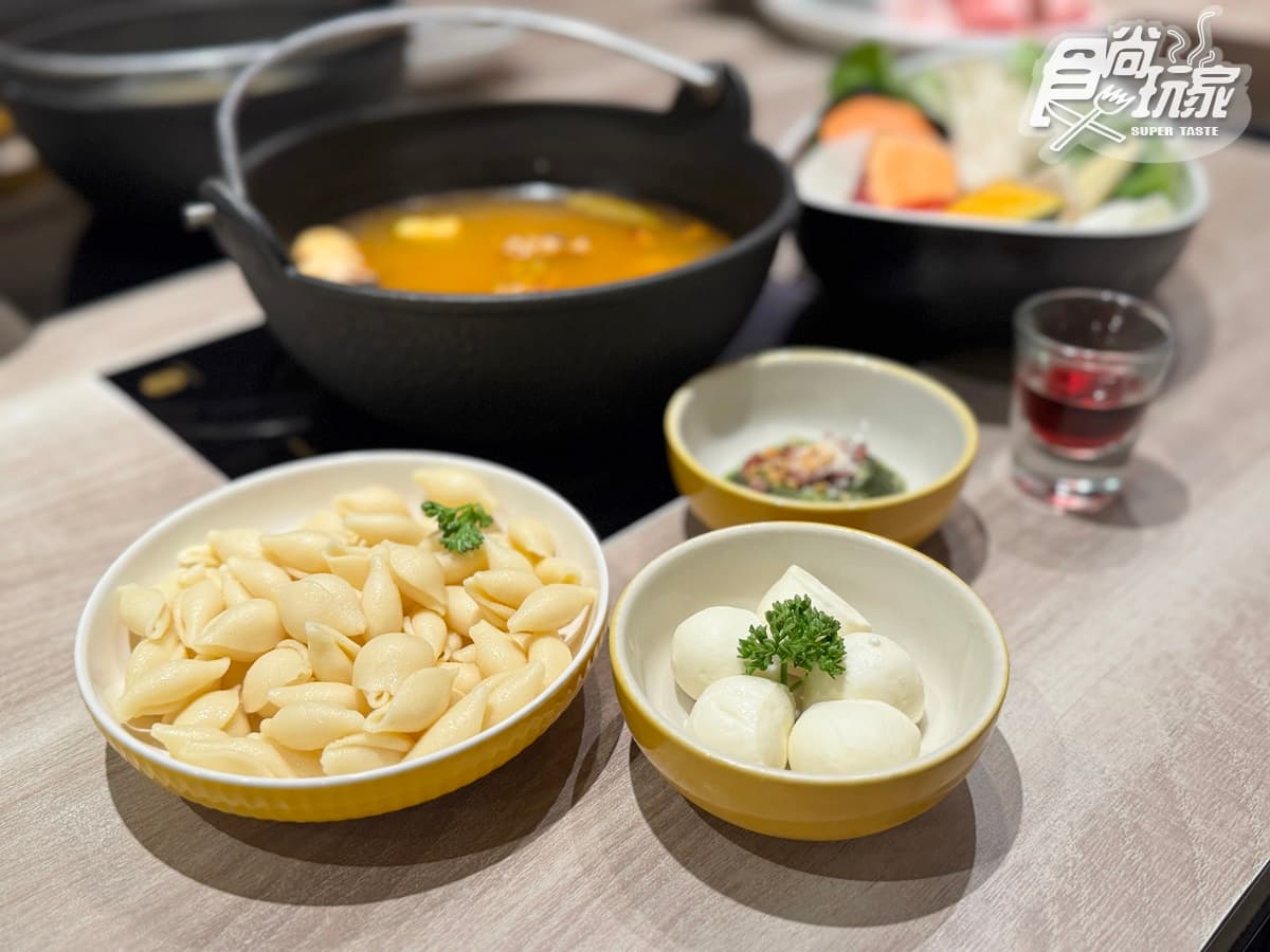 「雞湯大叔」全新法式料理！368元爽嗑燉雞火鍋＋肋眼牛排，泰奶冰淇淋、飲品暢吃