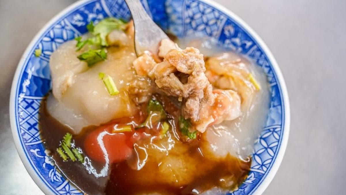 內餡是比較碎瘦肉與筍丁，調料不會太鹹，瘦肉鮮度足，搭配醬汁很入味。（圖片來源：螞蟻幫的櫥櫃）