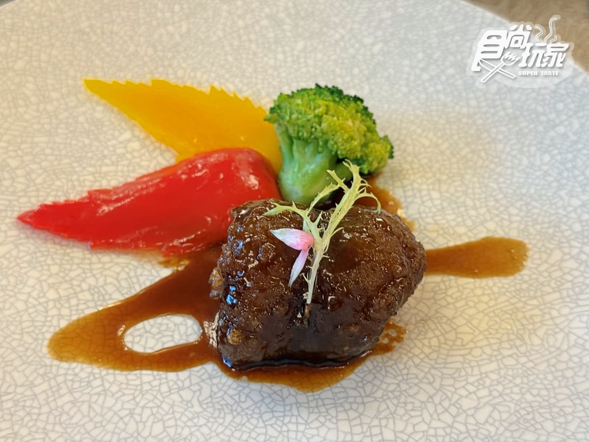 老饕最愛台北40年江浙菜！重現端入美國華府國宴料理，欣賞桌邊料理火焰秀