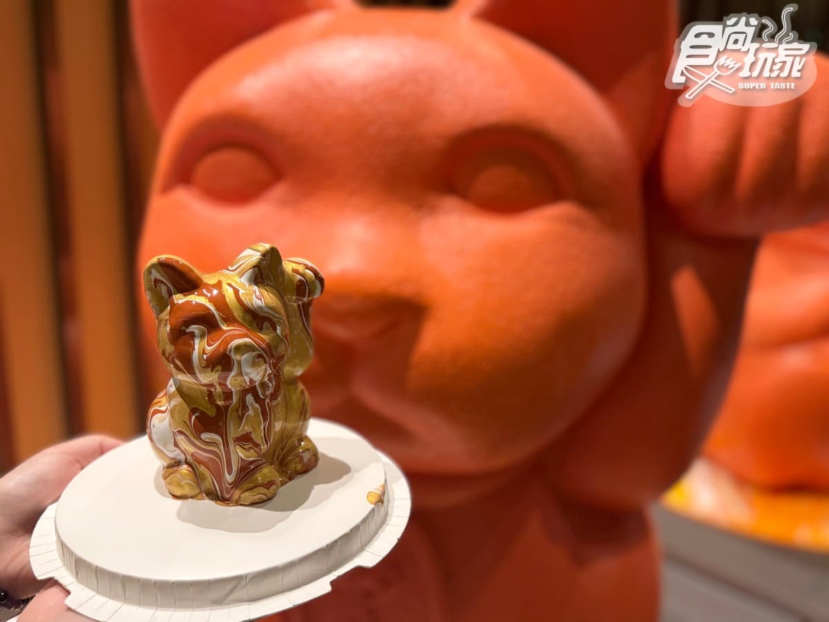 免費玩「流體招財貓」！4.5星「個人壽喜燒」爽嗑A5和牛、龍蝦，小菜無限續
