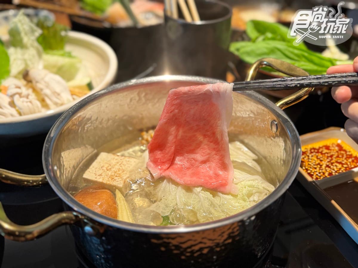 教父牛排第１間「和牛涮涮鍋」！790元起嗑現切肉套餐，海鮮控必點龍蝦鍋