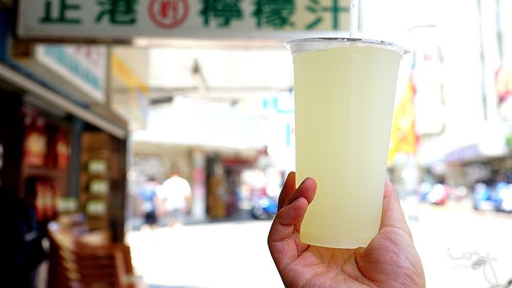 新鮮現打的檸檬汁，不苦澀還有微微甜味。（圖片來源：艾薇覓食趣）