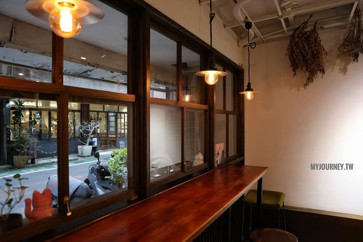 台北寵物友善咖啡廳精選！14家可帶毛孩＋貓狗主題店，加碼寵物餐廳推薦