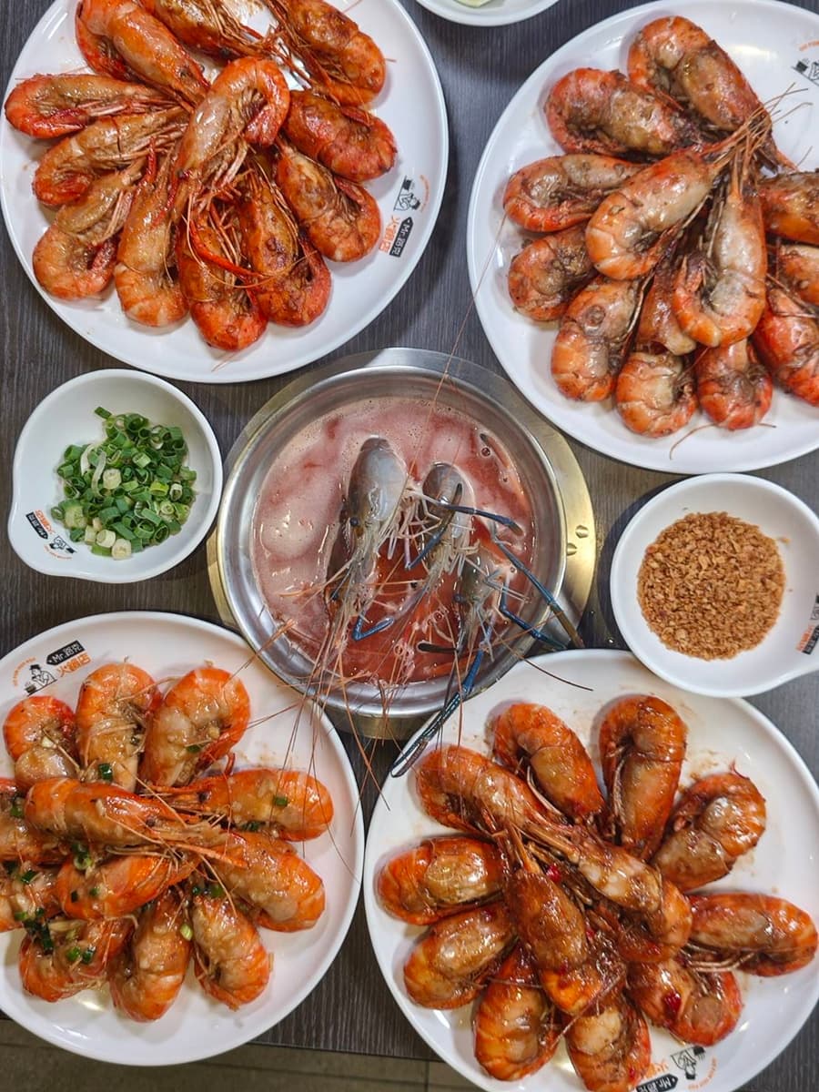 吃到飽省近200元!「泰國活蝦火鍋」蒸煮烤一蝦多吃,還有港點、烤鴨、自助吧(中獎公布) 吃到飽省近200元!「泰國活蝦火鍋」蒸煮烤一蝦多吃,還有港點、烤鴨、自助吧(中獎公布)