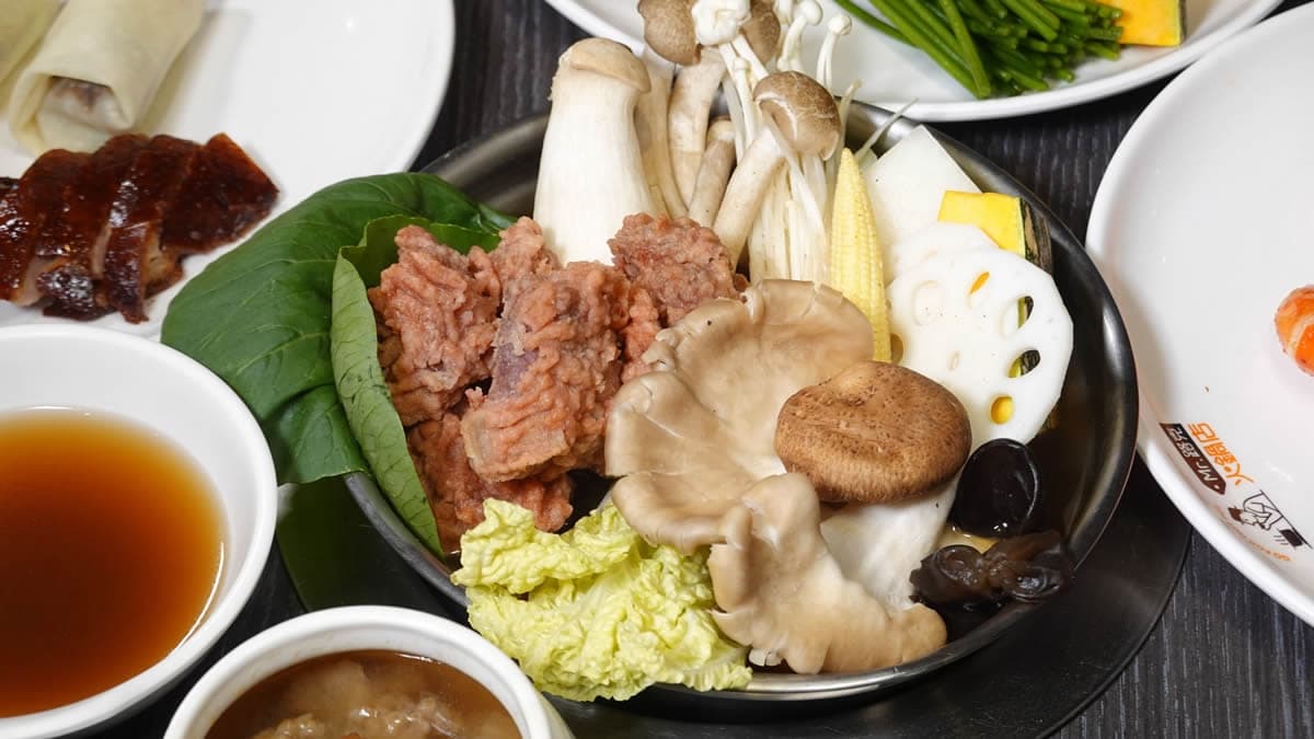 吃到飽省近200元!「泰國活蝦火鍋」蒸煮烤一蝦多吃,還有港點、烤鴨、自助吧(中獎公布) 吃到飽省近200元!「泰國活蝦火鍋」蒸煮烤一蝦多吃,還有港點、烤鴨、自助吧(中獎公布)