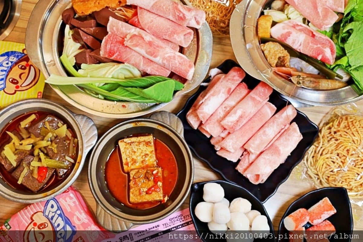 跟著老饕探店去！中壢美食15家：玻璃屋燒肉、烈焰燒酒雞、５星好評麻辣鍋