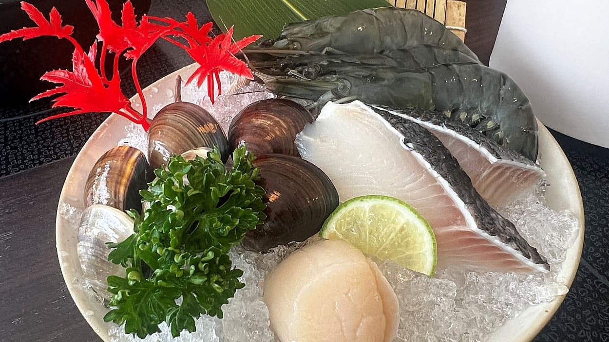 干貝、魚片、蝦子、蛤蜊等海鮮，新鮮度很棒。（圖片來源：布萊恩:觀景窗看世界。美麗無限）