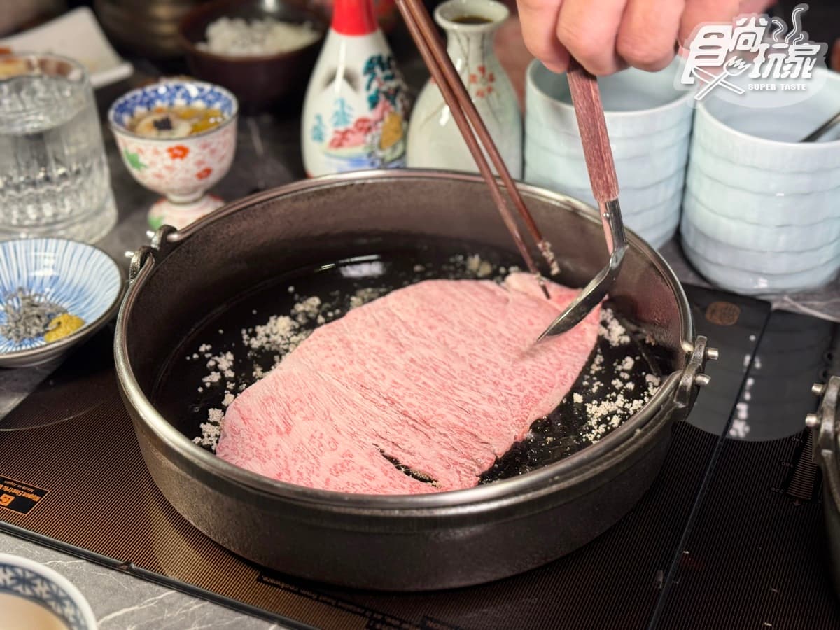 全台第１間「日本壽喜燒名店」！爽嗑A5和牛套餐、痛風級海膽丼，免費送干貝