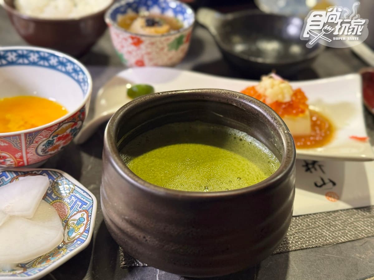 全台第１間「日本壽喜燒名店」！爽嗑A5和牛套餐、痛風級海膽丼，免費送干貝