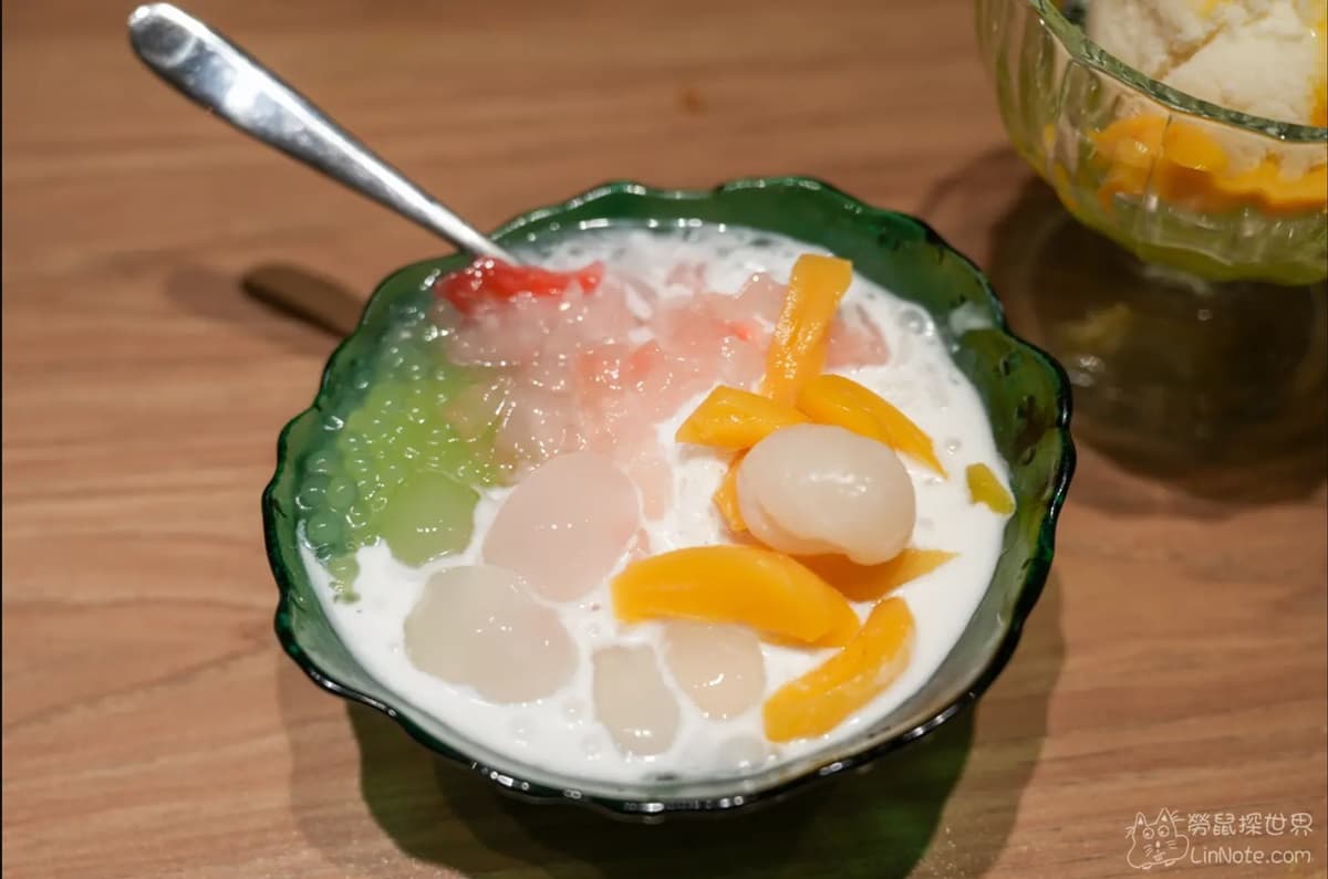 120元吃到飽！高CP值「泰式料理」６款甜點、泰奶無限續，必嗑２公分厚蝦餅