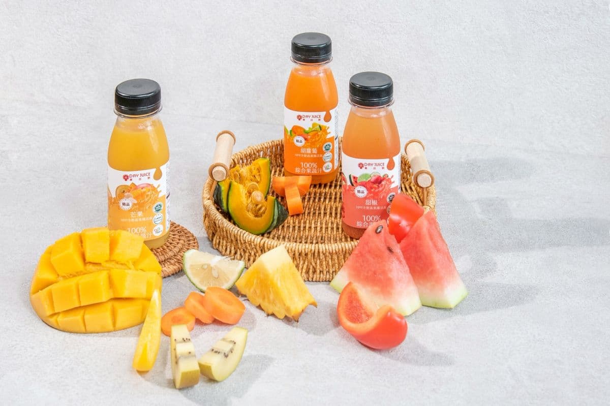 DAY JUICE堅持無添加，主打「喝得到真蔬果的原始風味」。