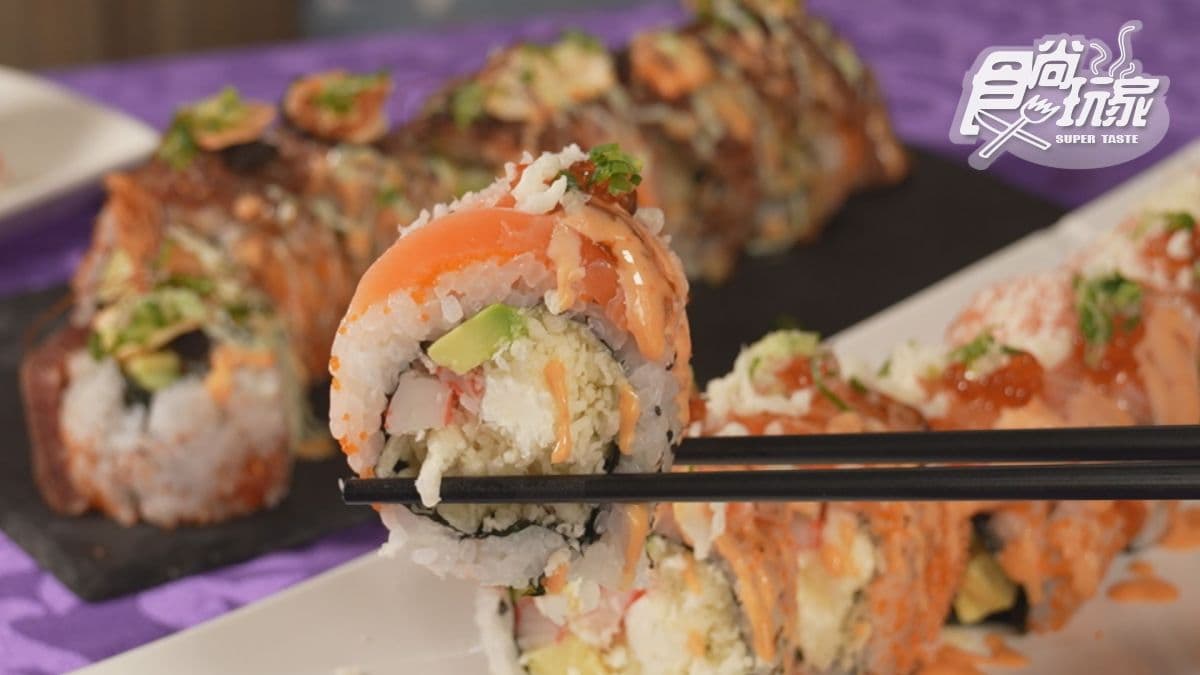 「挪威鮮鮭費城卷」口感滑順，鮭魚卵達到畫龍點睛的效果。