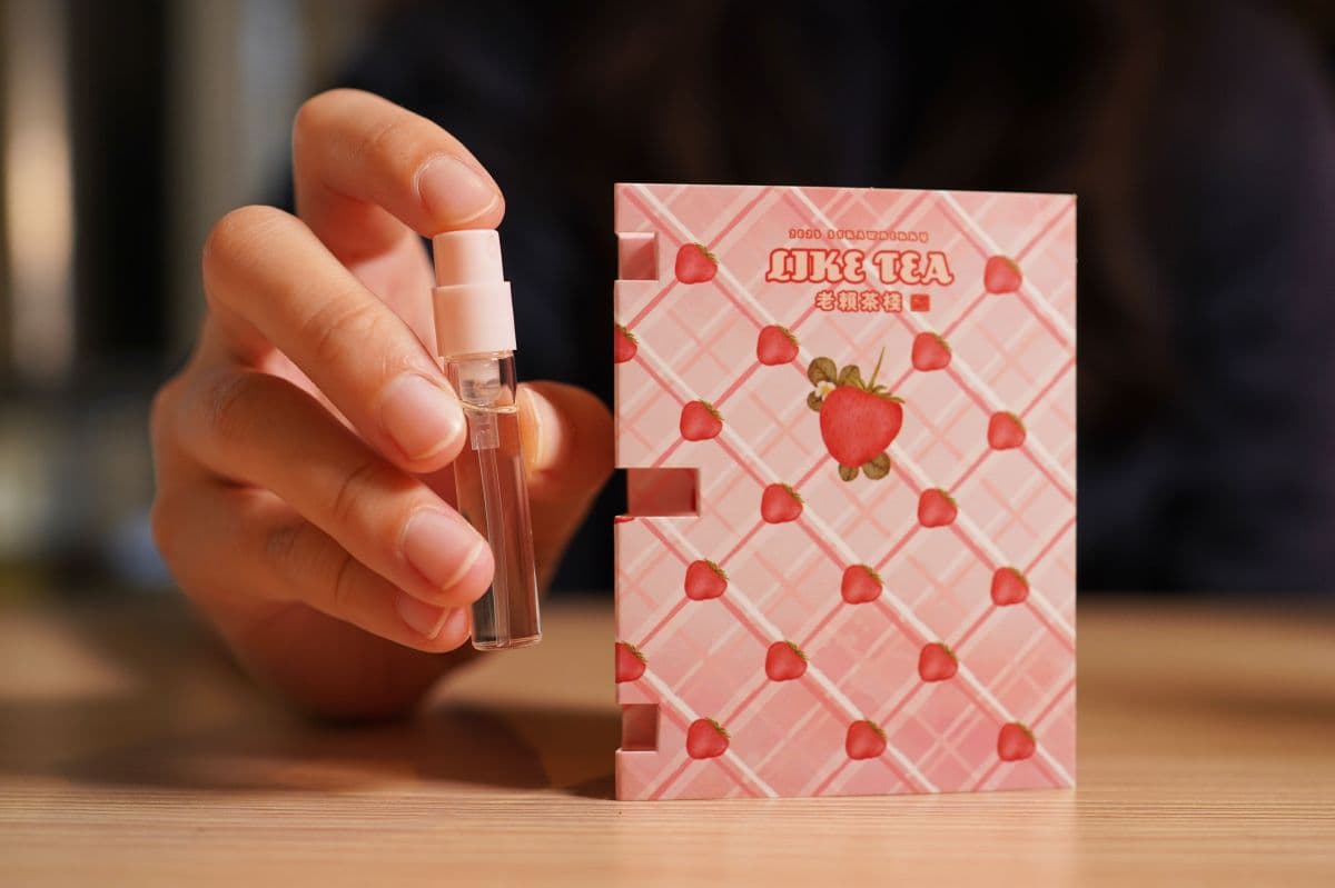 【耶誕狂歡祭】老賴茶棧新品「草莓飲買一送一」還送莓果香氛！社群暴紅超好拍