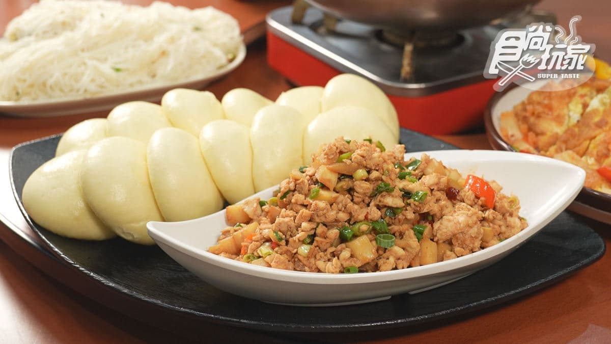 「筍丁紹子窩窩頭」筍子香味濃又脆口，麵皮也是香的。