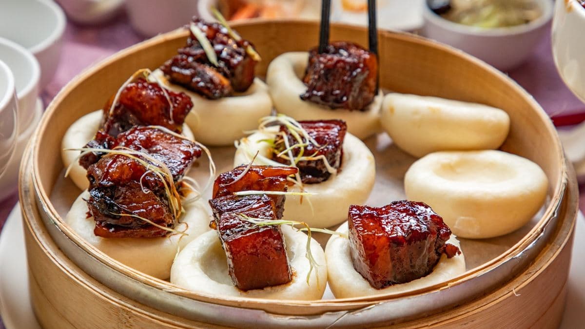 「主廚私房滷肉」口感香濃但不油膩。（圖片來源：大手牽小手。玩樂趣）