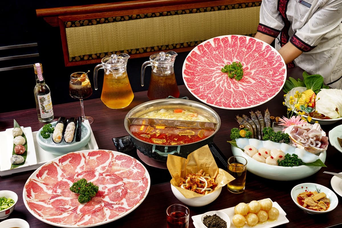 連１個月「鼎王買一送一」！免費送酥炸咔滋豚、QQ球，鴨血豆腐無限續加