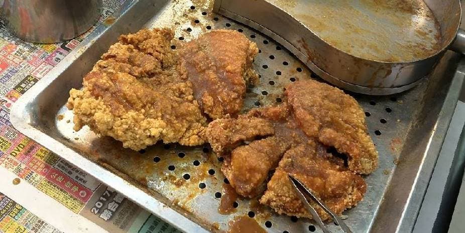派克、艋舺雞排都輸了！網友推薦連鎖雞排Top10，冠軍皮脆肉嫩、吃超飽