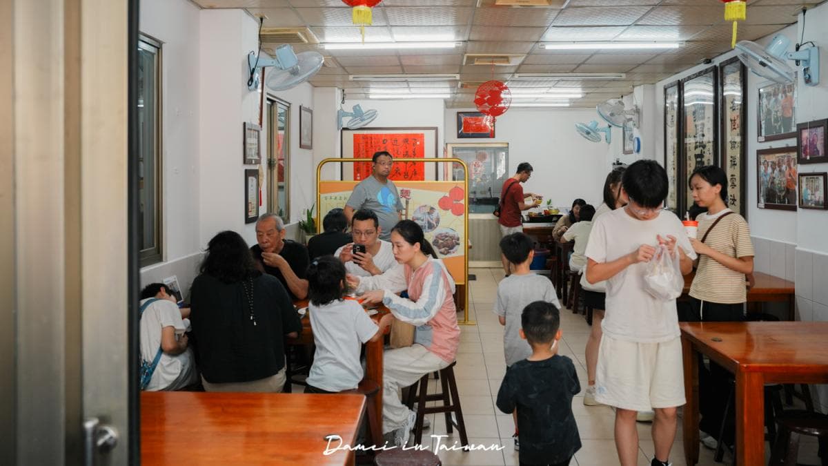 老店的內用空間或廚房，都整理得非常整潔乾淨。（圖片來源：大妹Damei）