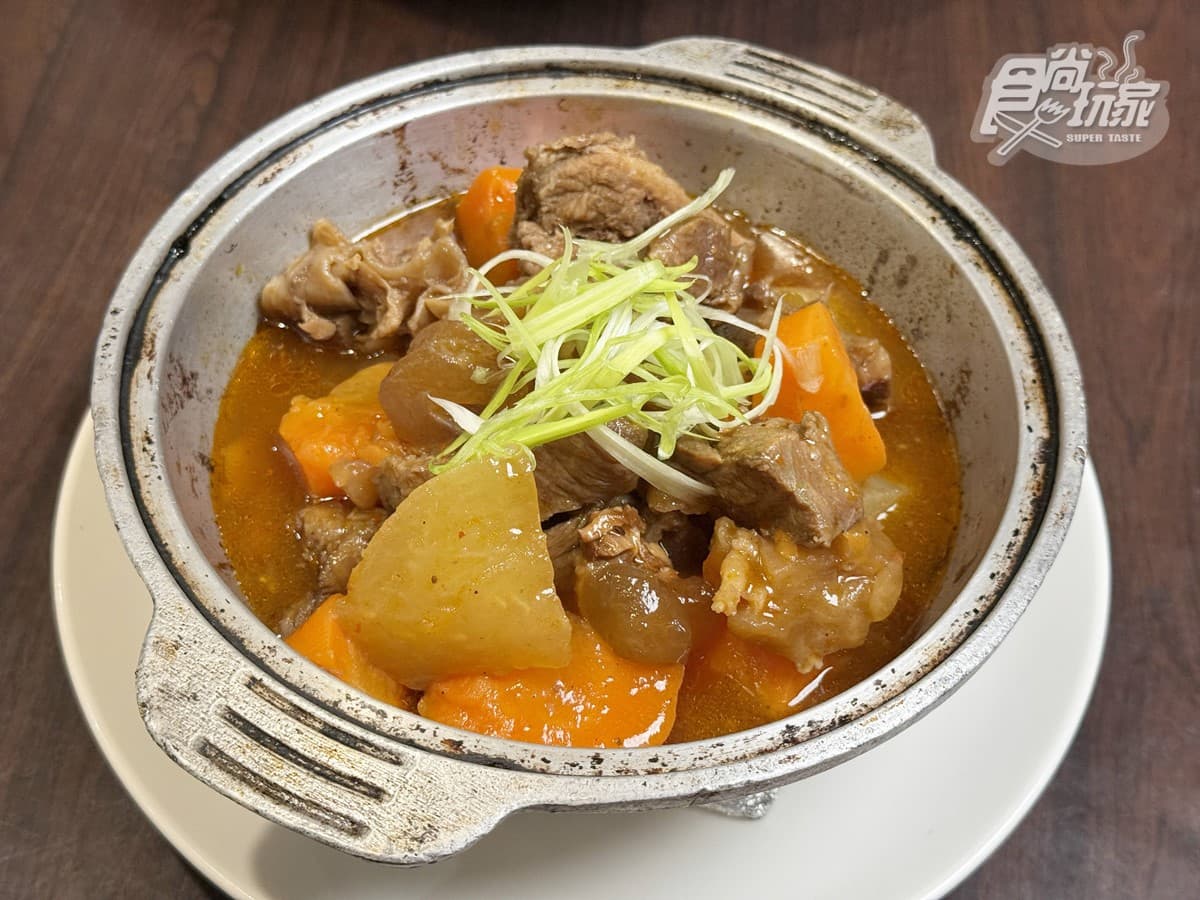 現省260元！40年總舖師私房菜「爆量牛肉爐」獨家首賣，軟嫩牛肉、牛筋超入味(中獎公布)