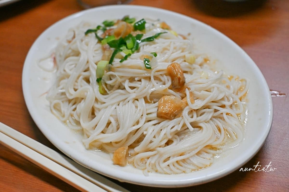 台北羊肉爐哪間強？網推這家平日宵夜場也炸滿，冬季限定「菜心羊」排１小時也要吃