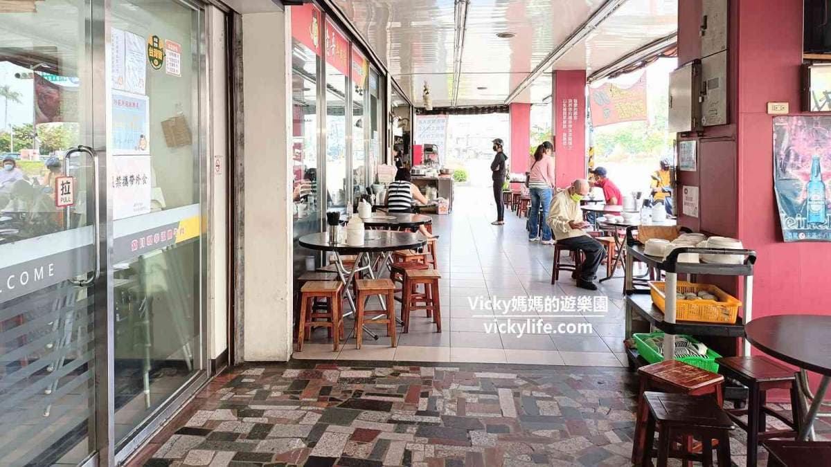 億哥牛肉湯是台南知名的牛肉湯店之一。（圖片來源：Vicky 媽媽的遊樂園）