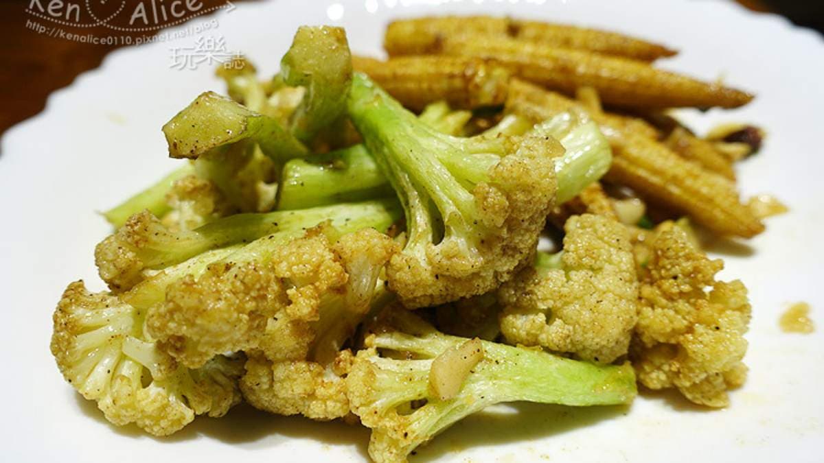 還有蔬菜花椰菜與玉米筍。（圖片來源：Ken&Alice玩樂誌）