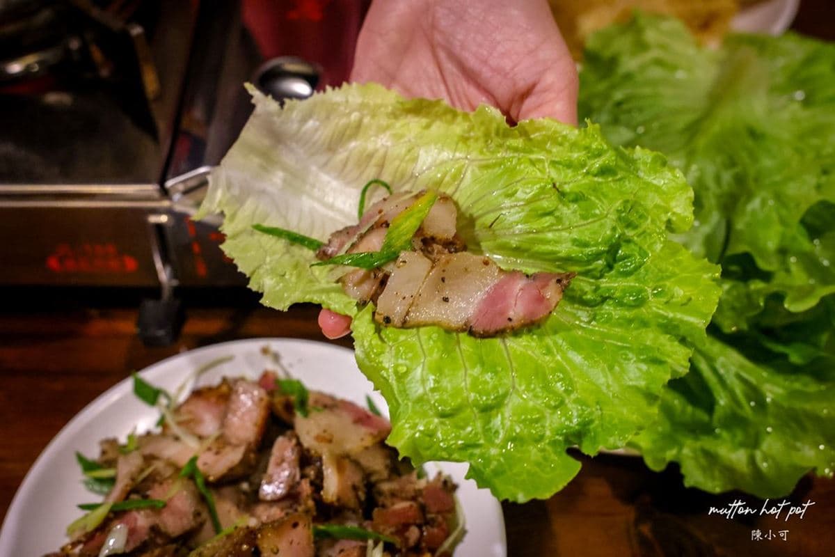 一開店就客滿!「台北最難訂羊肉爐」是這家,濃厚香醇「紅燒羊肉爐」超欠吃 一開店就客滿!「台北最難訂羊肉爐」是這家,濃厚香醇「紅燒羊肉爐」超欠吃