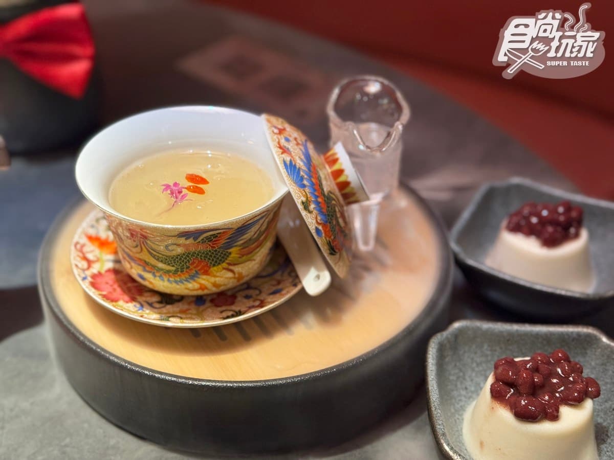 440元起吃到飽！高CP值鍋物「聖誕套餐」爽嗑肉聖誕樹，爆炒香鍋＋九宮格