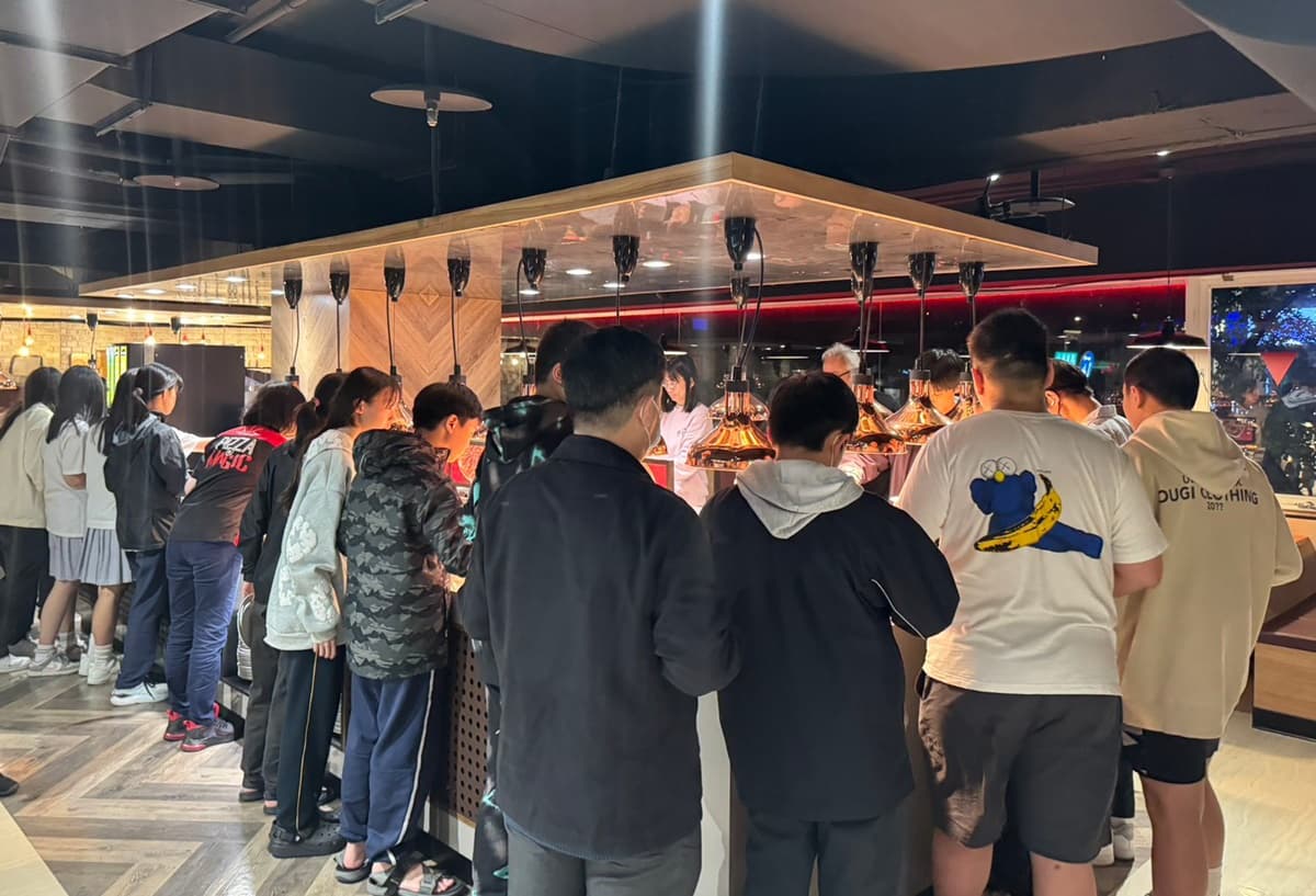 全台僅剩1間!479元現烤披薩+烤雞吃到飽,多款義大利麵、布朗尼無限夾 全台僅剩1間!479元現烤披薩+烤雞吃到飽,多款義大利麵、布朗尼無限夾