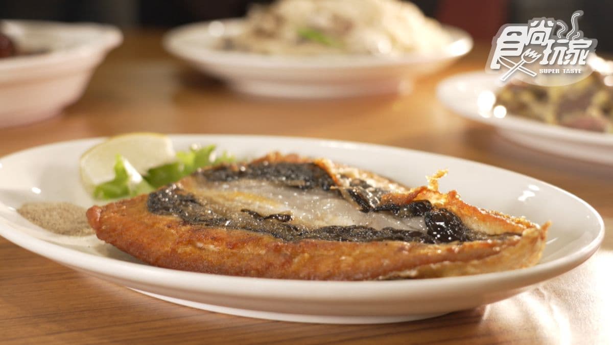 平價路線的飯桌料理，吸引許多學生族群。